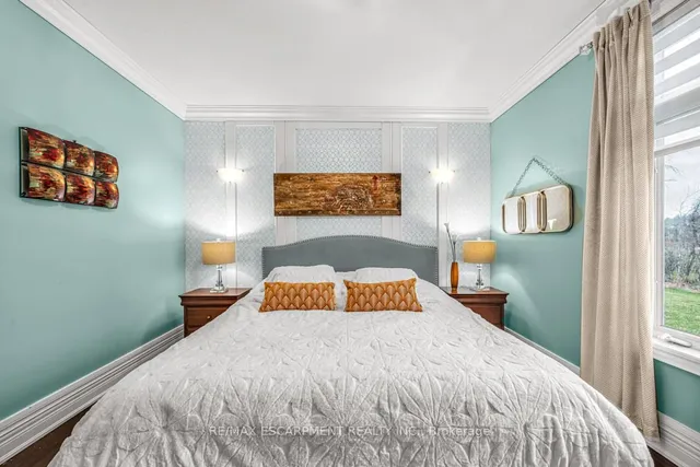 Additional image 38 of 20 Chesswood Tr