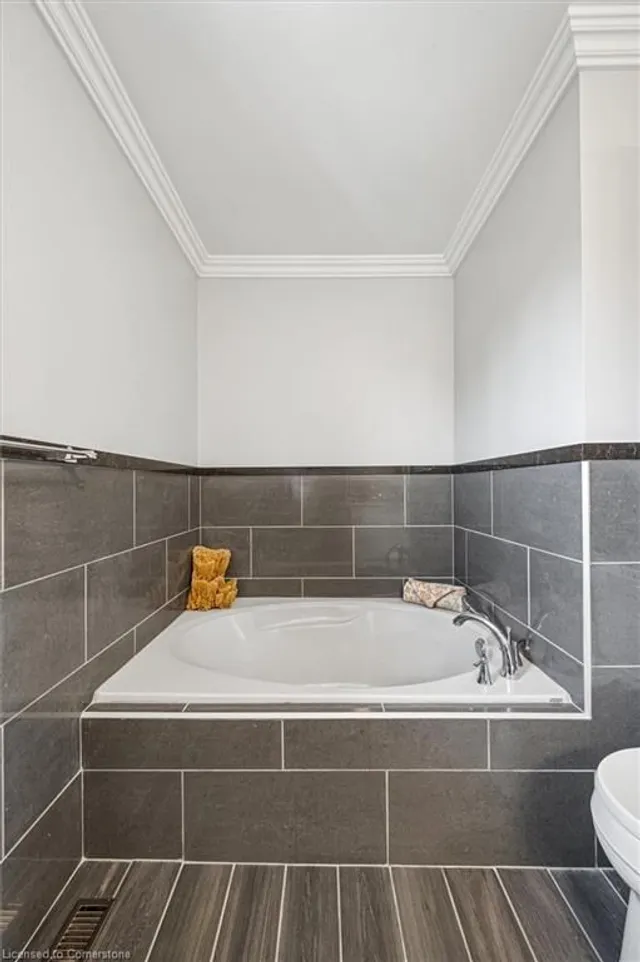 Additional image 23 of 251 Hickory Cir