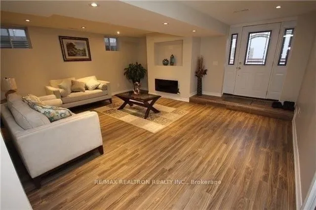 Additional image 32 of 309 Rouge Hills Dr