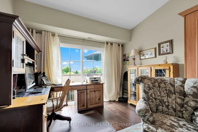 Additional image 33 of 262 Dundas St Unit 403