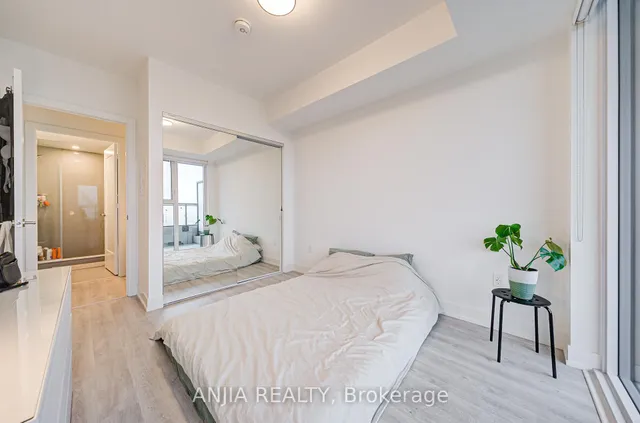 Additional image 27 of 30 Inn On The Park Dr Unit 1907