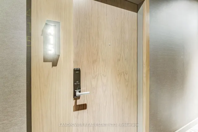 Additional image 17 of 585 Bloor St Unit 415