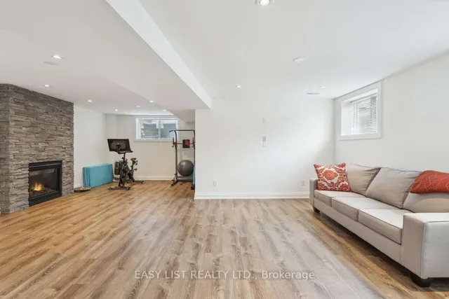 Additional image 42 of 5 Ashmore Ave