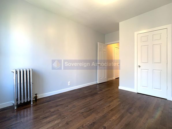 14 Thayer St APT 4A, New York, NY 10040