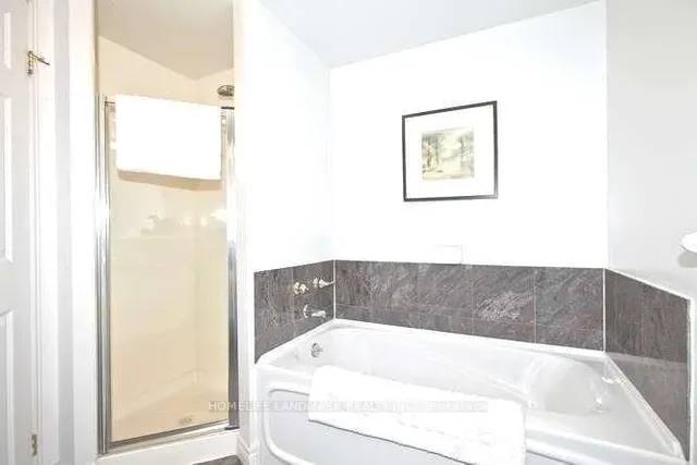 Additional image 8 of 55 Bloor St Unit 1101