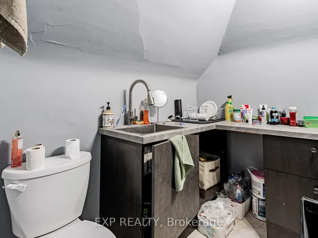 Additional image 17 of 371 Crawford St