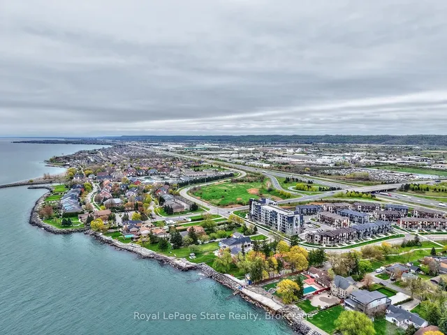 Additional image 31 of 600 North Service Rd Unit 204