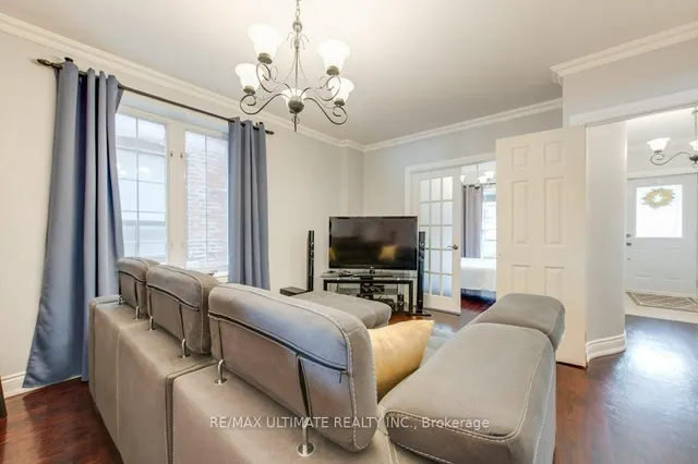 Additional image 6 of 1425 Lansdowne Ave