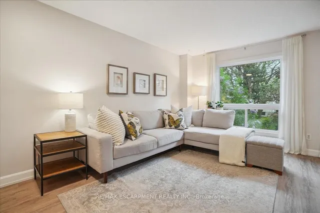 Additional image 5 of 680 Regency Crt Unit 113