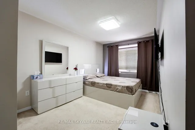 Additional image 31 of 38 Rotunda St