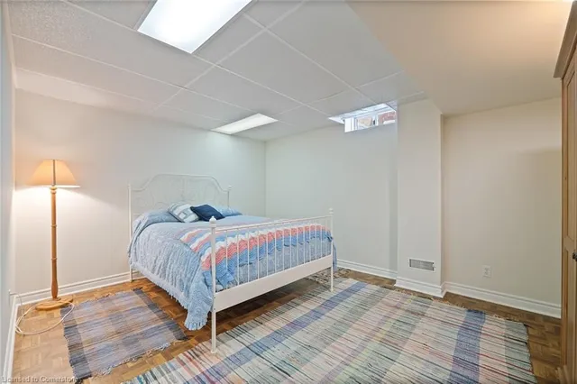 Additional image 35 of 1 Strathroy Cres