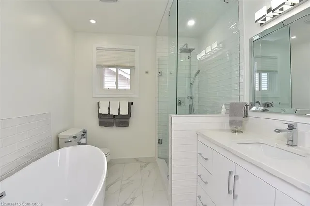 Additional image 17 of 39 Duncan Ave