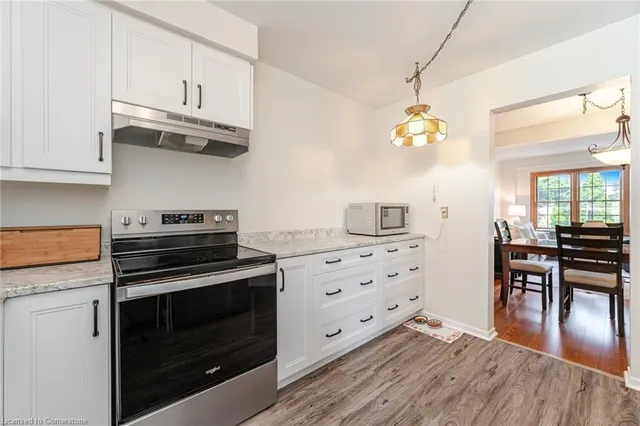 Additional image 4 of 170 Royal Salisbury Way