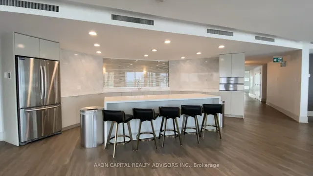 Additional image 33 of 10 Yonge St Unit 3207