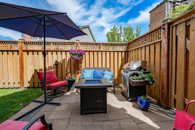 Additional image 27 of 5255 Lakeshore Rd Unit 49