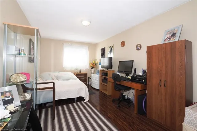 Additional image 17 of 75 Marisa St