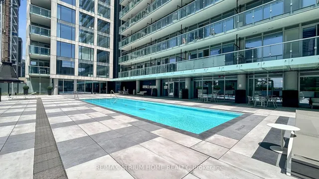 Additional image 47 of 1 Gloucester St Unit 715