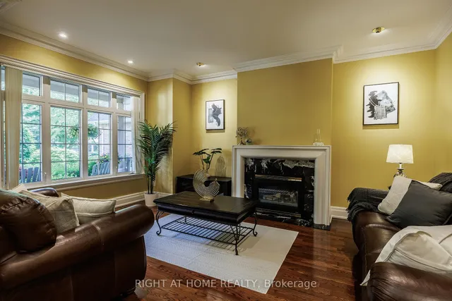 Additional image 11 of 2 Fairway Rd