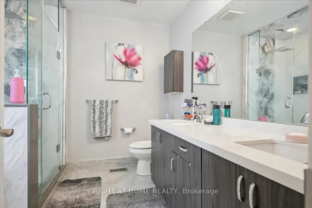 Additional image 32 of 1449 Laurier Ave