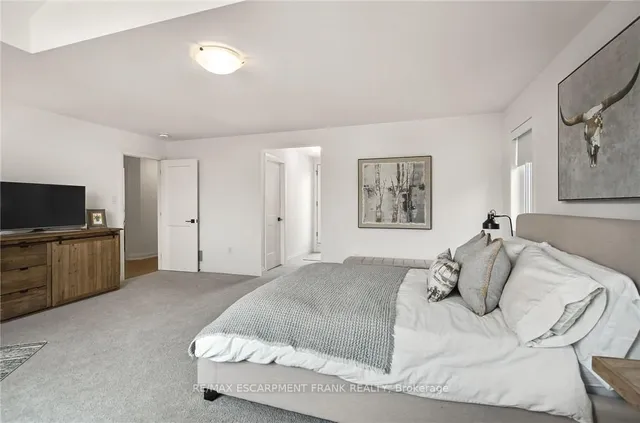 Additional image 32 of 391 KLEIN Circ