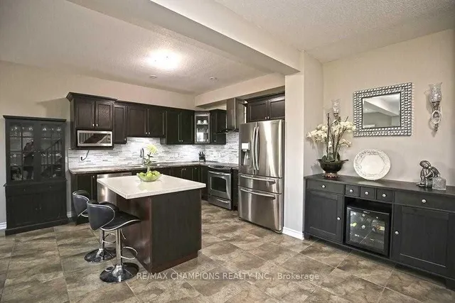 Additional image 4 of 115 Medici Lane