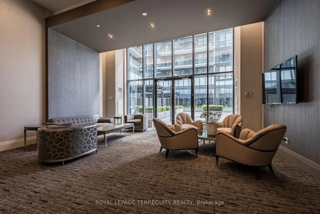 Additional image 23 of 460 Adelaide St Unit 1032