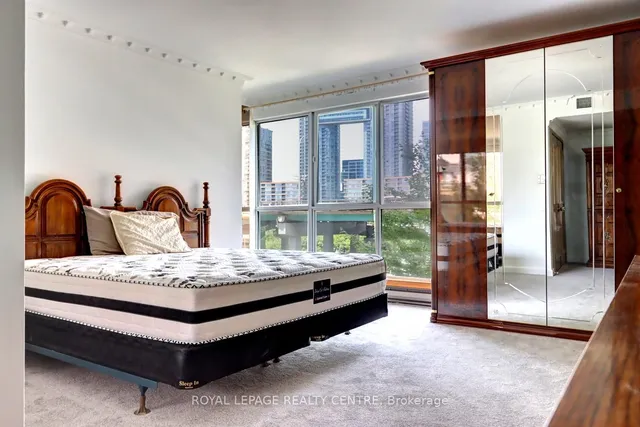 Additional image 28 of 480 Queens Quay W Unit 401W