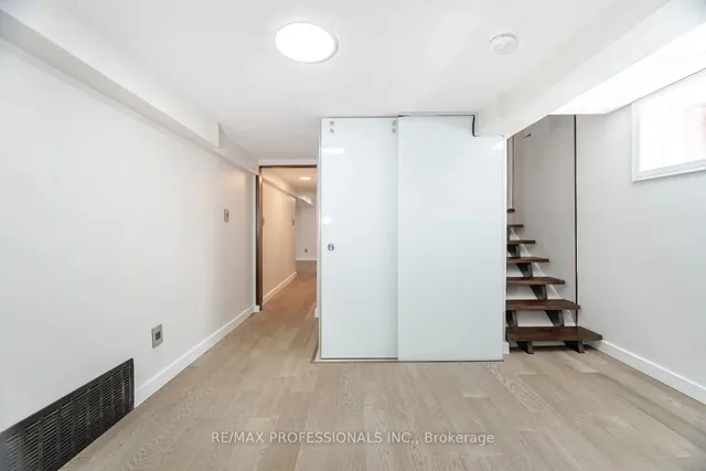 Additional image 22 of 39 Old Oak Rd