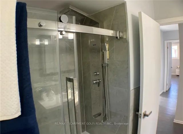 Additional image 14 of 89 Greeningdon Dr