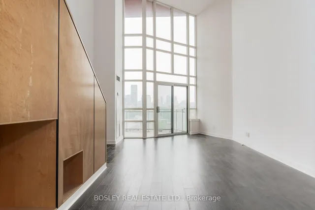 Additional image 6 of 255 Richmond St Unit 818