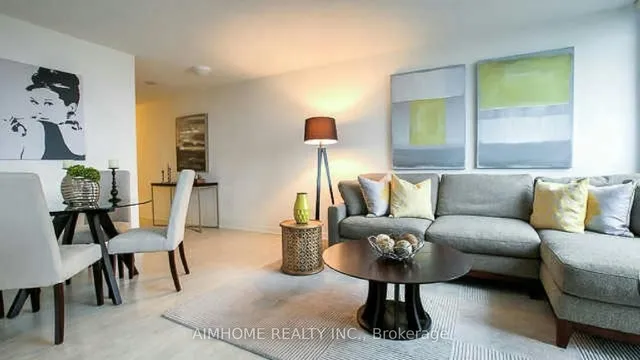 Additional image 3 of 19 Singer Crt Unit 921