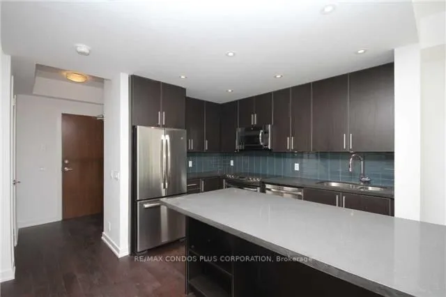 Additional image 2 of 2212 Lake Shore Blvd Unit TH01