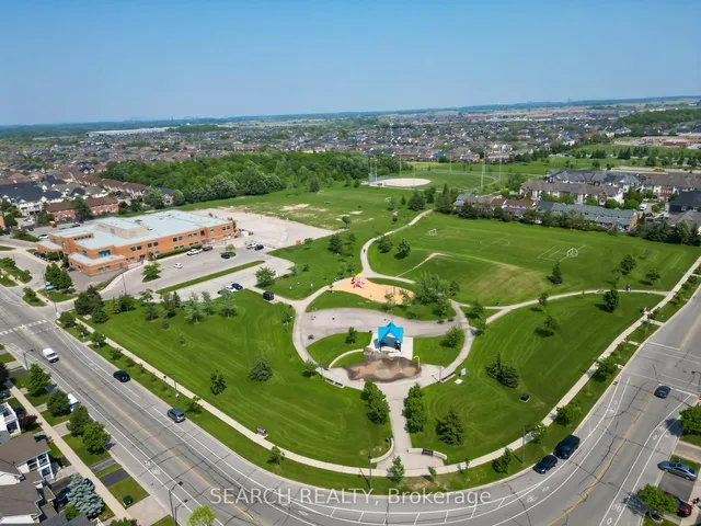 Additional image 41 of 1078 Barclay Circ