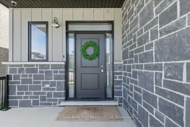 Additional image 4 of 604 Doonwoods Cres