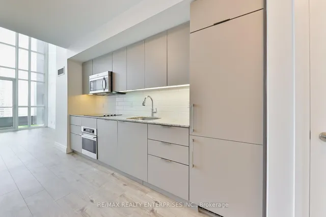 Additional image 9 of 5 Hanna Ave Unit 735