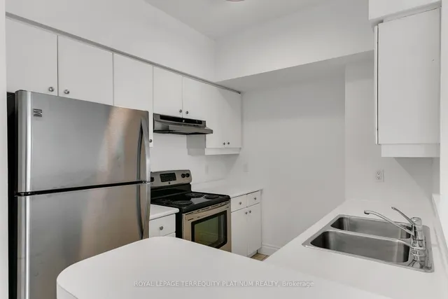 Additional image 6 of 10 Yonge St Unit PH6