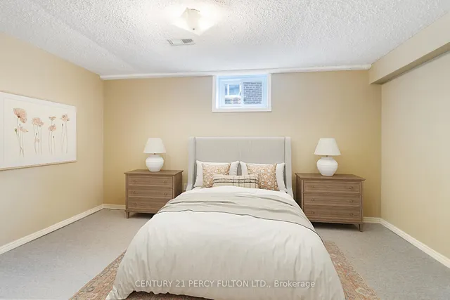 Additional image 33 of 55 Rochman Blvd