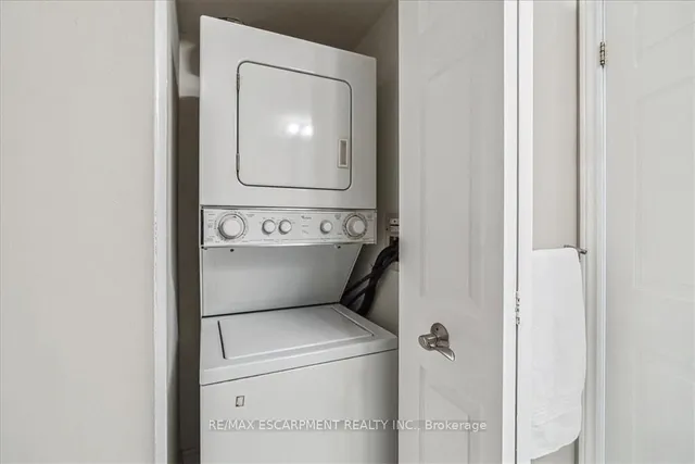 Additional image 12 of 4140 Foxwood Dr Unit 1102