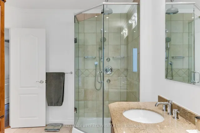 Additional image 40 of 14 Dunedin Dr