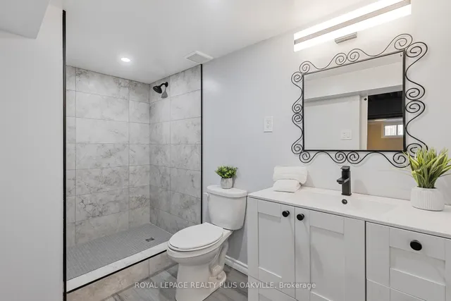 Additional image 36 of 2 Westcliffe Ave