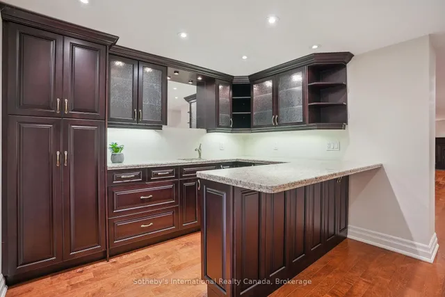 Additional image 29 of 88 Chedoke Ave