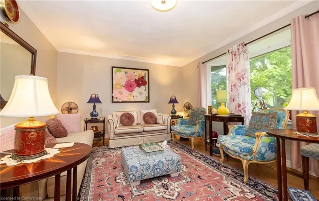 Additional image 8 of 371 Meadowbrook Dr