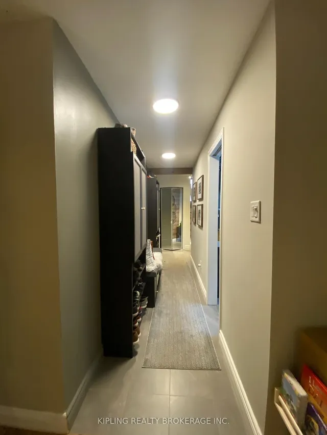 Additional image 22 of 923 Daryl Dr