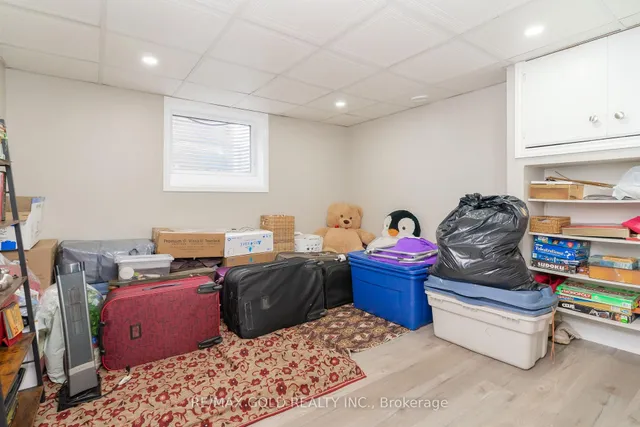 Additional image 36 of 48 Drury Cres