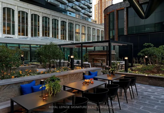 Additional image 29 of 455 Wellington St Unit 608