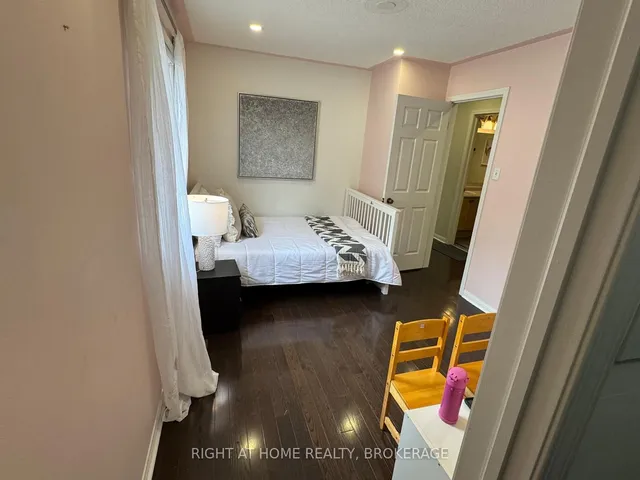 Additional image 24 of 166 Hampshire Way