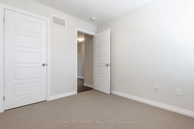 Additional image 17 of 290 Barton St Unit 17