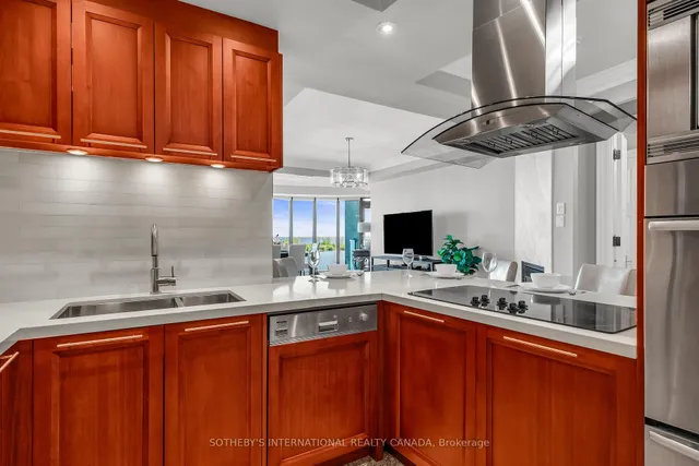 Additional image 15 of 2095 Lake Shore Blvd Unit 818