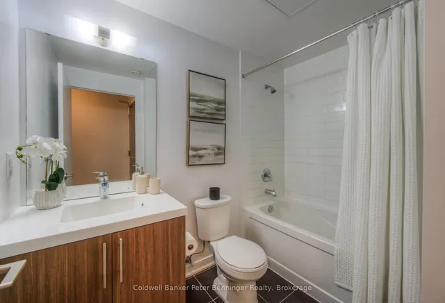 Additional image 23 of 85 Duke St Unit 703