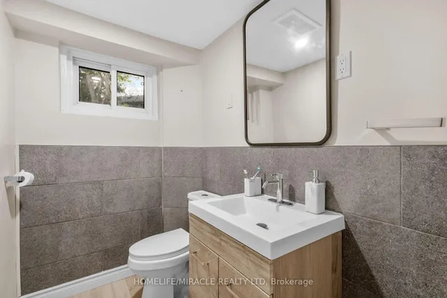 Additional image 42 of 11 Adelpha Dr